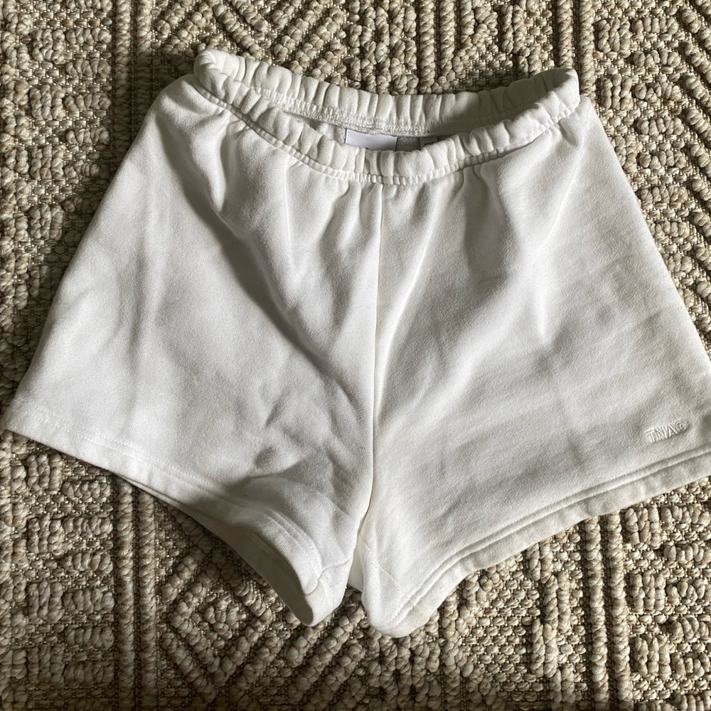 Aritiza TNA Sweatfleece shorts
